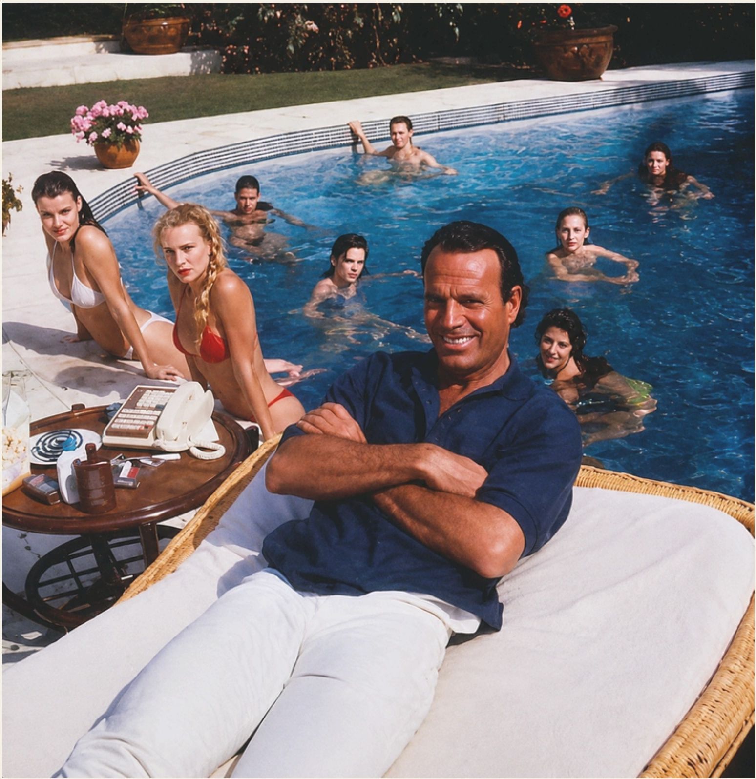 Poolside afternoon in the CaSA Faena spirit